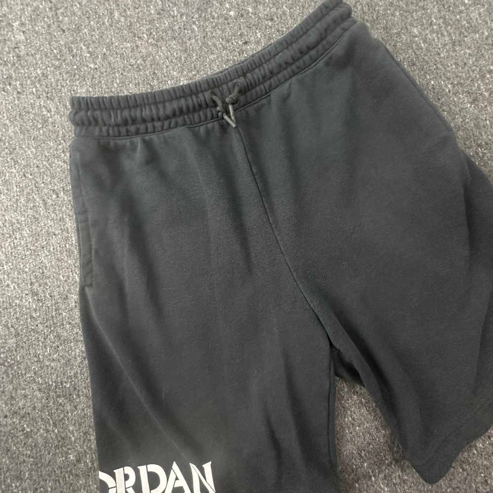 Nike Air Jordan Boys XL Shorts 13-15 Yrs Black Fleece Sweat Shorts basketball